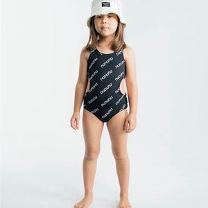 NWT nununu swimsuit size 4-5Y